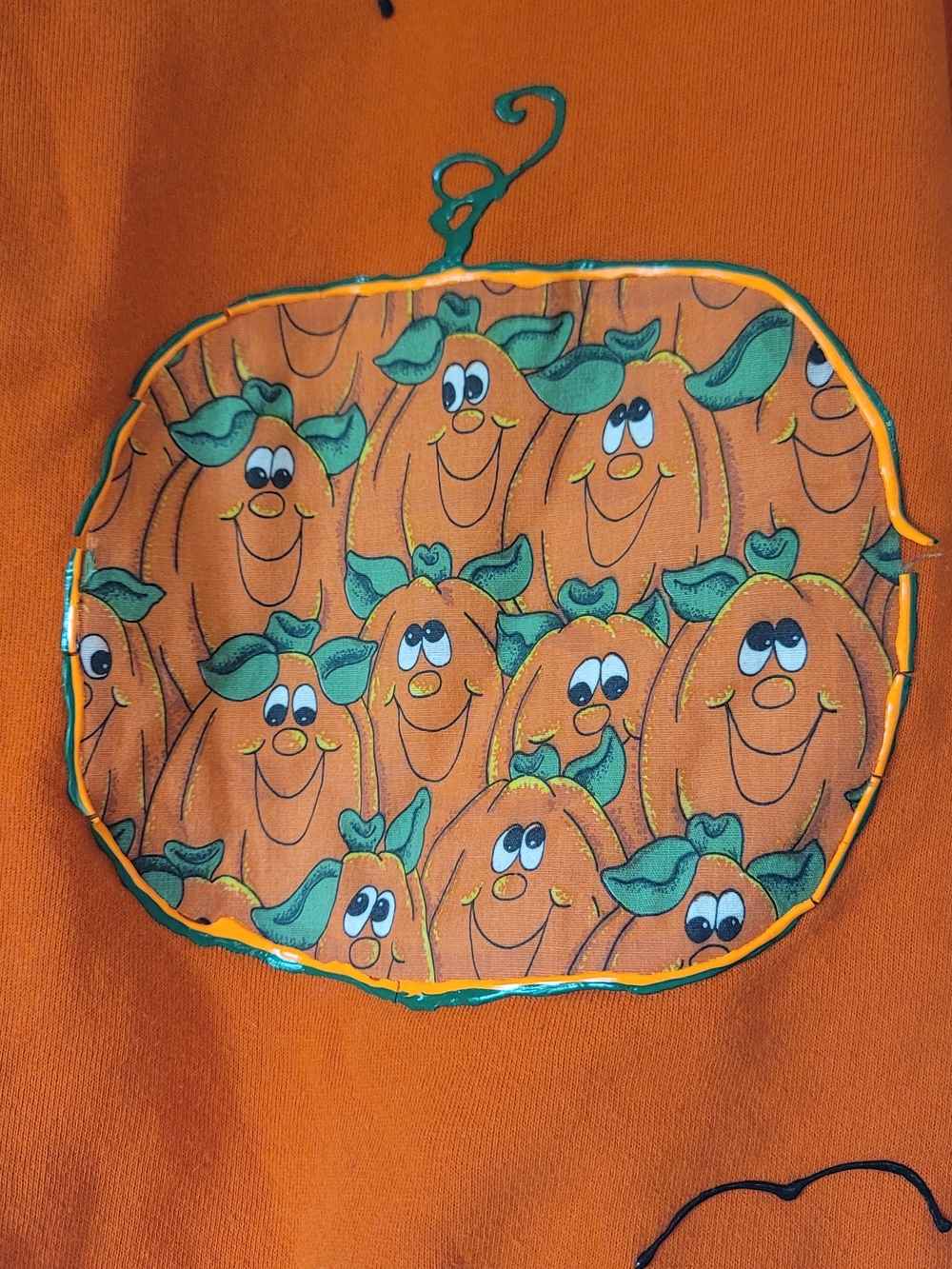 1995 Vintage Jerzees Orange Crewneck Sweatshirt With Homemade Pumpkin Graphics - Picture 9 of 11